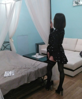 Я люблю экспериментировать и я открыта для новых приключений. Ты можешь быть уверен в моей конфиденциальности и полном внимании к твоим желаниям. Встреча со мной будет как встреча с настоящей богиней страсти. Я предлагаю широкий спектр услуг, которые позволят тебе расслабиться и испытать настоящее удовольствие. Мои клиенты оставляют самые лестные отзывы о моих навыках и привлекательности. Посмотри мои фото и убедись сам! Давай воплотим в жизнь твои тайные фантазии... Я жду тебя, чтобы сделать твою ночь незабываемой и особенной. 🌹💖 6937, 22 года